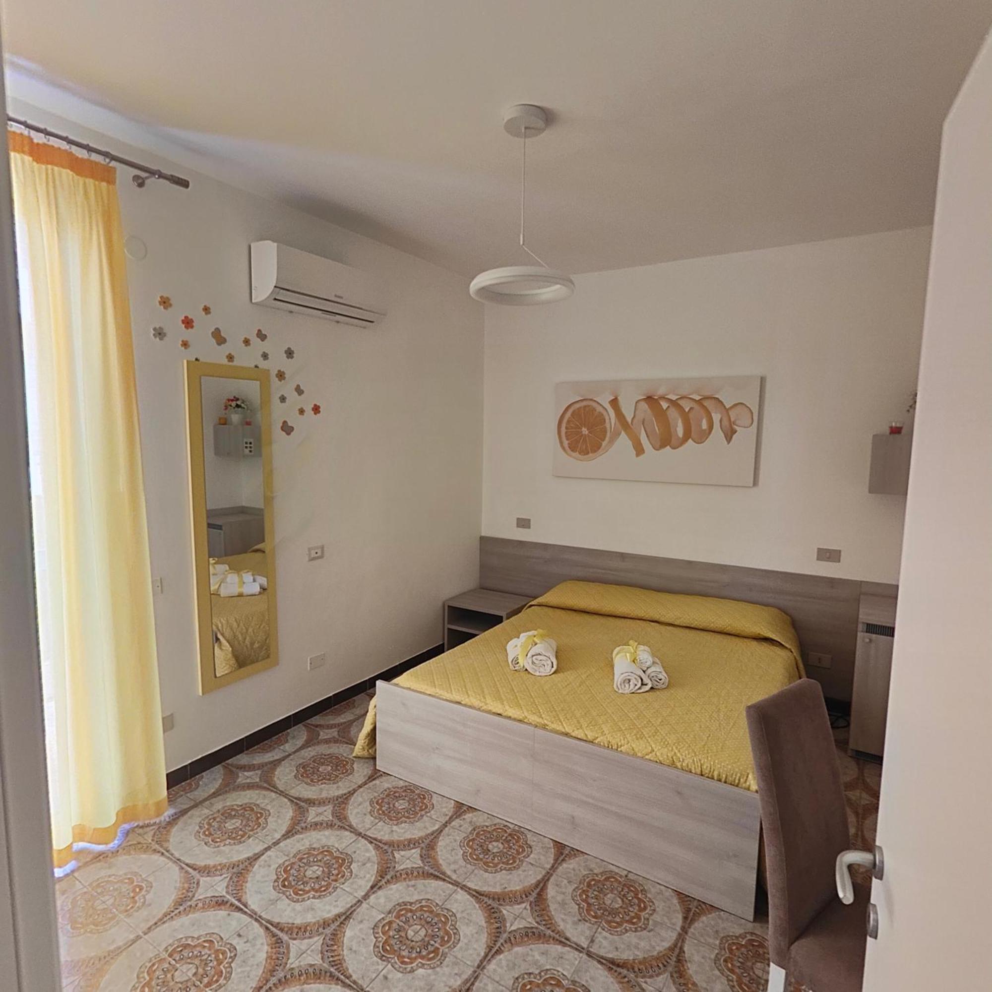 Alto Giardino Rooms แตร์ราซีนี ภายนอก รูปภาพ